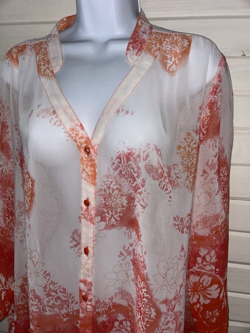 Chicos Sz 2 (LARGE) White Orange Ombre Floral Semi Sheer Tunic Flowy Button EUC
